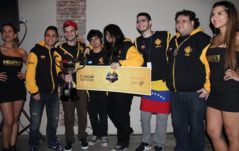 Foto Campeonato Regional SMITE 02