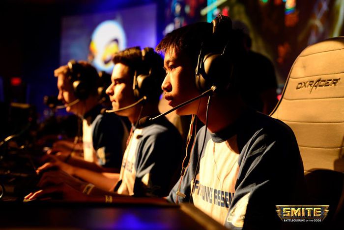 Foto Campeonato Mundial SMITE 02
