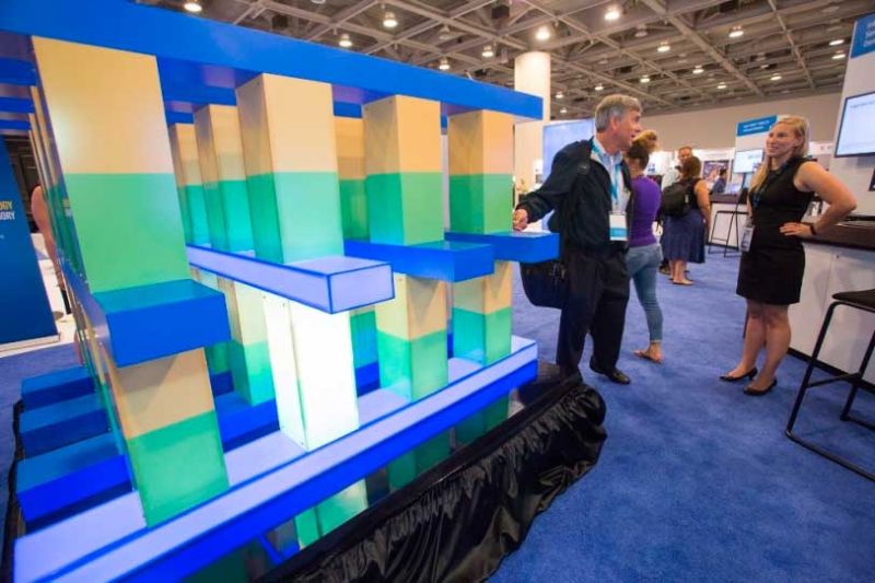 Otra-innovación-revolucionaria-soporte-in-memory-computing-base-de-datos-es-la-tecnología-Intel®-3D-XPointTM