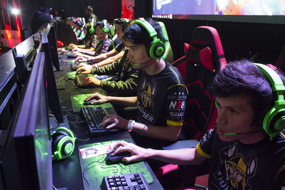 AMD y ASUS Republic Of Gamers auspicia torneo de Dota2 con hasta 20,000 soles en premios en el Claro MasGamers Festival 2019