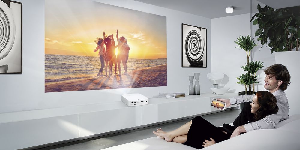 LG PRESENTA PRIMER PROYECTOR LED SMART EN EL PAÍS