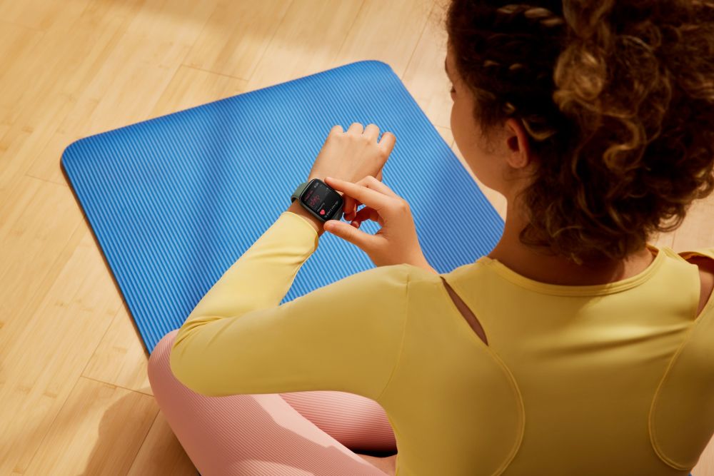 Redmi-Watch-3-Active-lifestyle
