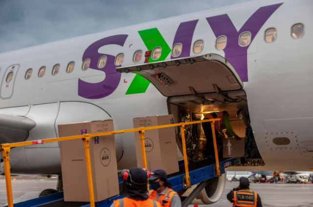 SKY PERÚ TRASLADA VENTILADORES MASI A IQUITOS
