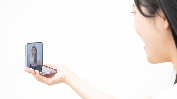 User_Guide_ZFlip4_main8-728×410-1