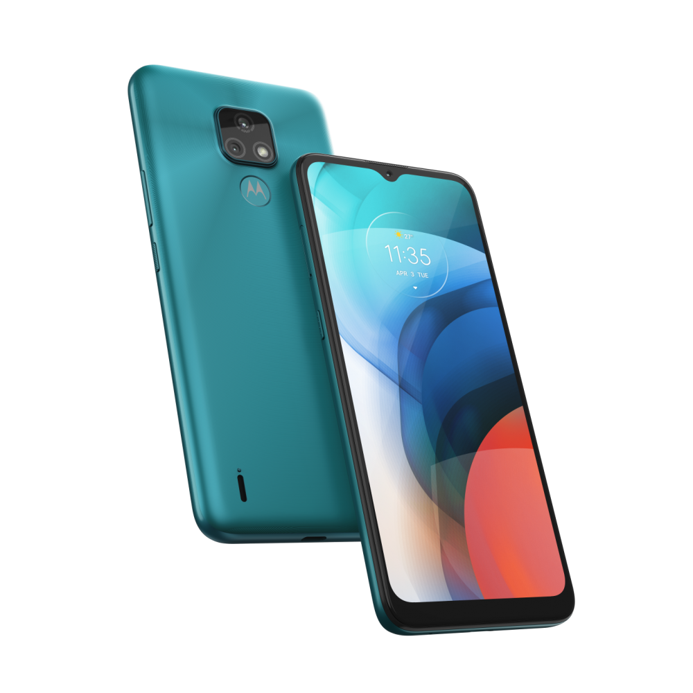 moto e7 Aqua Blue hero